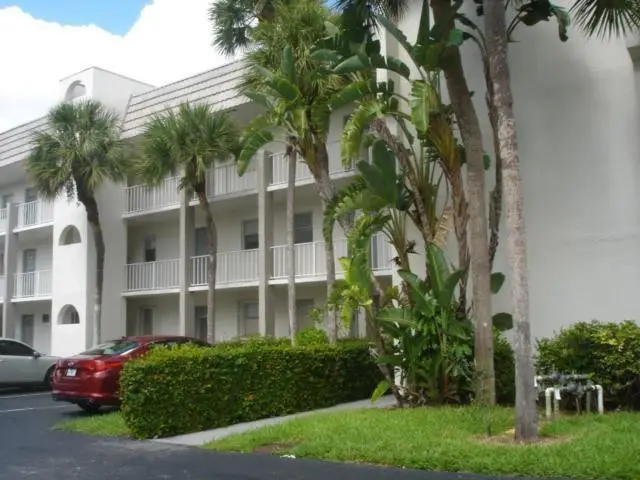 8460 Sunrise Lakes Boulevard, Sunrise, FL 33322 - #1