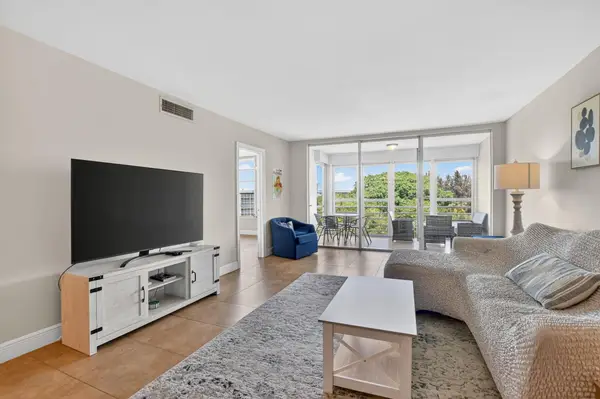 3000 S Course Drive #608, Pompano Beach, FL 33069
