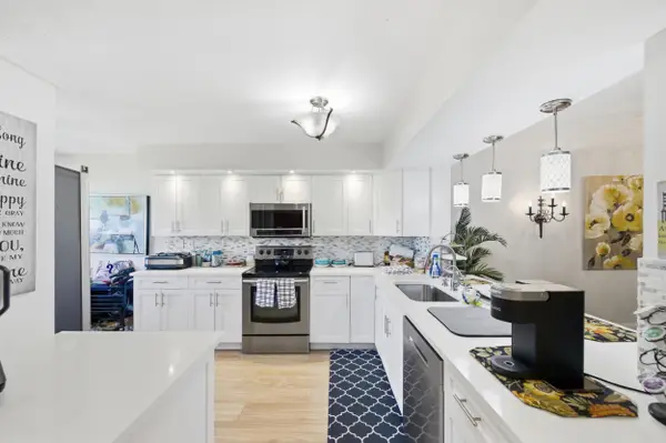 15461 Pembridge Drive #207, Delray Beach, FL 33484