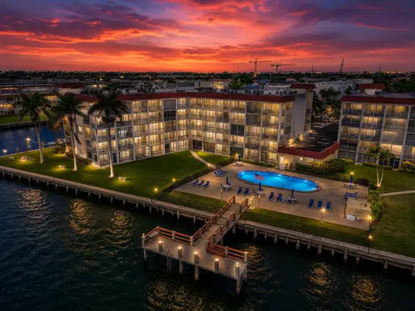 100 Paradise Harbour Boulevard #307, North Palm Beach, FL 33408