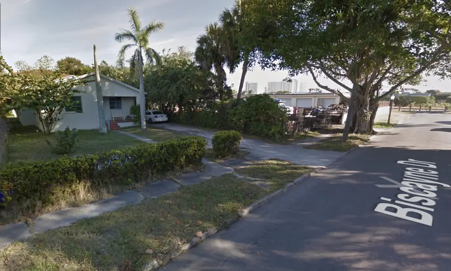 515 Biscayne Drive, West Palm Beach, FL 33401 - #2