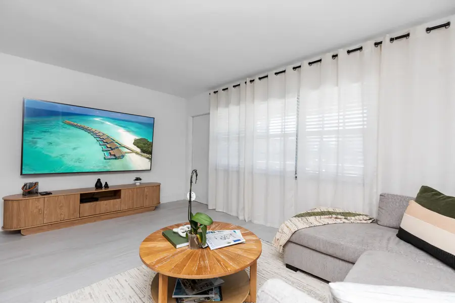5203 NE 24th Terrace #B210, Fort Lauderdale, FL 33308 - #2