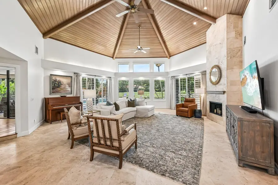 15 Carrick Road, Palm Beach Gardens, FL 33418 - #2