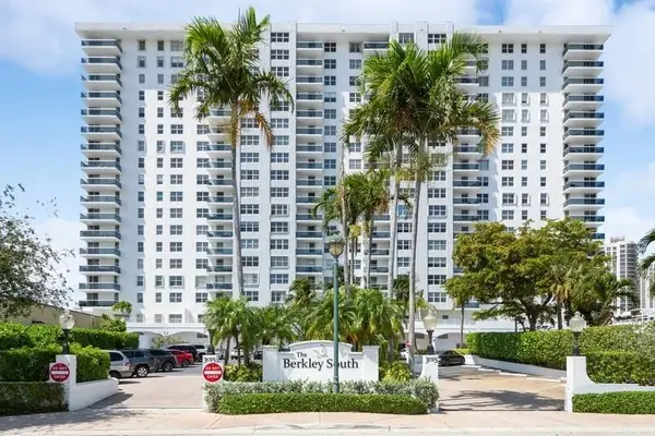 3015 N Ocean Boulevard #15a, Fort Lauderdale, FL 33308
