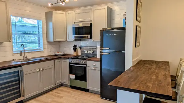 2950 SE Ocean Boulevard #5-2, Stuart, FL 34996