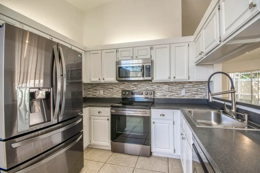 252 Moccasin Trail W, Jupiter, FL 33458 - #2
