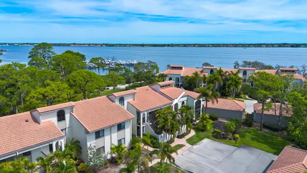 2516 NW Seagrass Drive #8b, Palm City, FL 34990