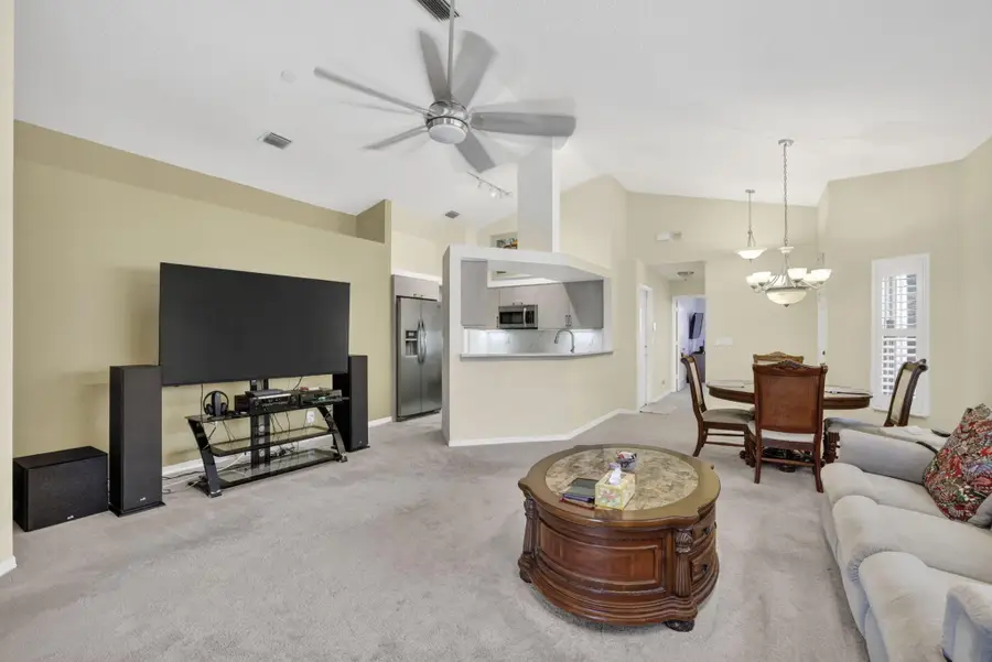2097 Bonisle Circle, Riviera Beach, FL 33418 - #3