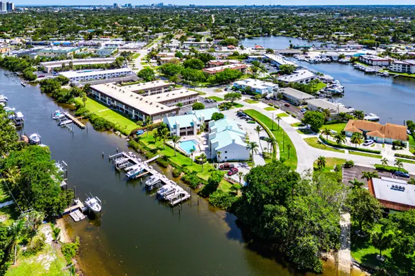 412 Southwind Drive #B2, North Palm Beach, FL 33408