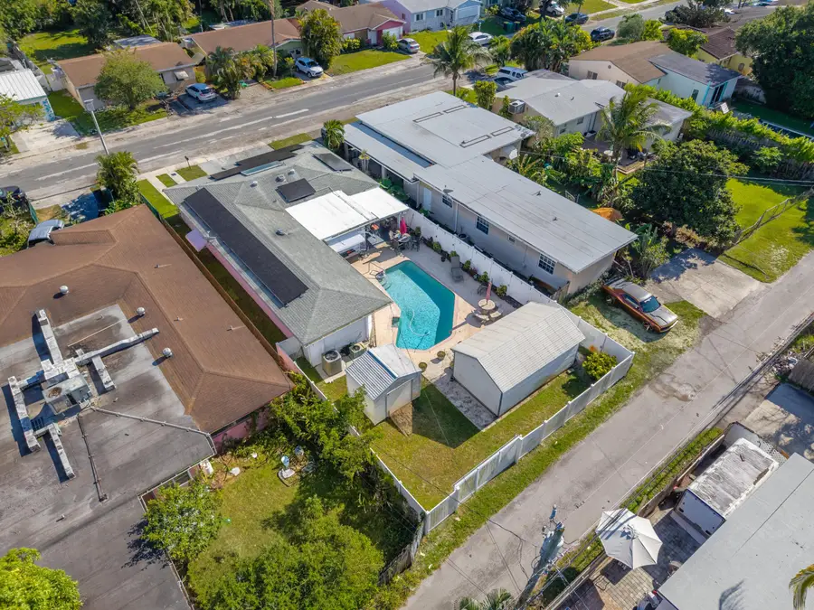 262 SW 8th Street, Dania Beach, FL 33004 - #3