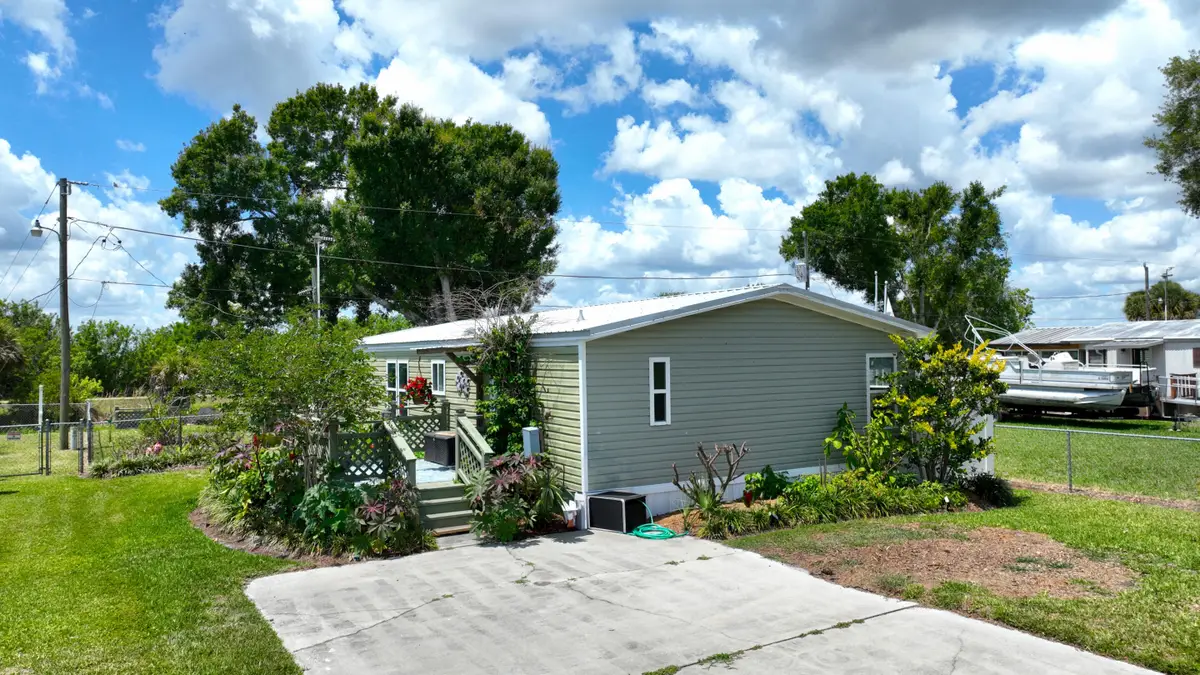 1102 Casey Lane, Okeechobee, FL 34974 - #1