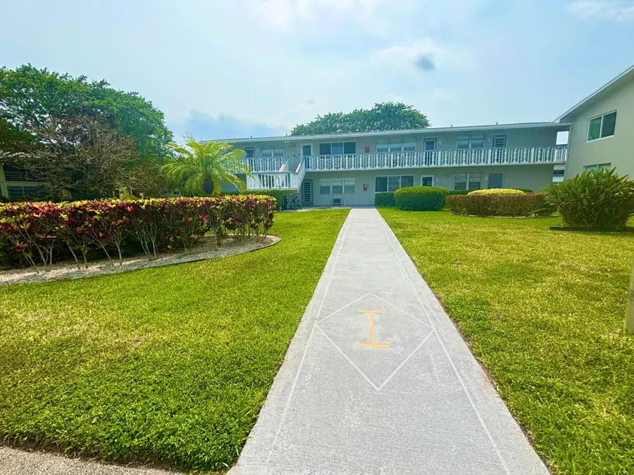 203 Farnham I #203, Deerfield Beach, FL 33442 - #2