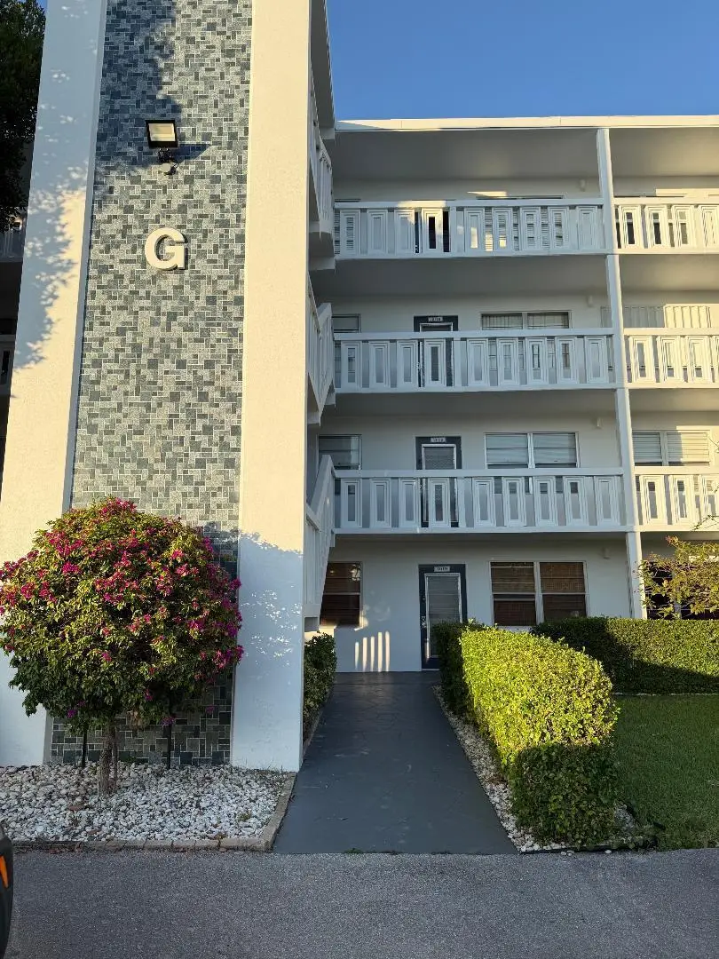 1019 Newport G, Deerfield Beach, FL 33442 - #2