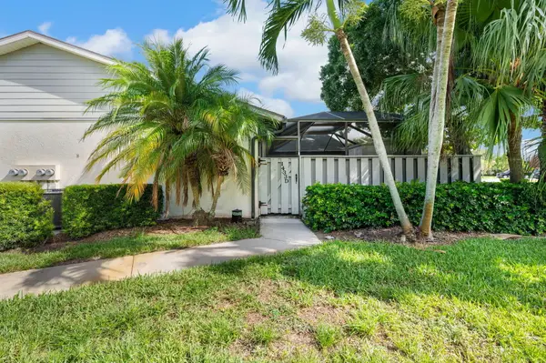 1433 Captains Walk #18d, Fort Pierce, FL 34950