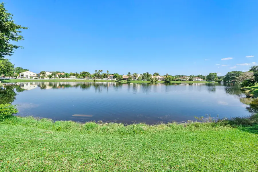 9800 NW 9th Court, Plantation, FL 33324 - #2