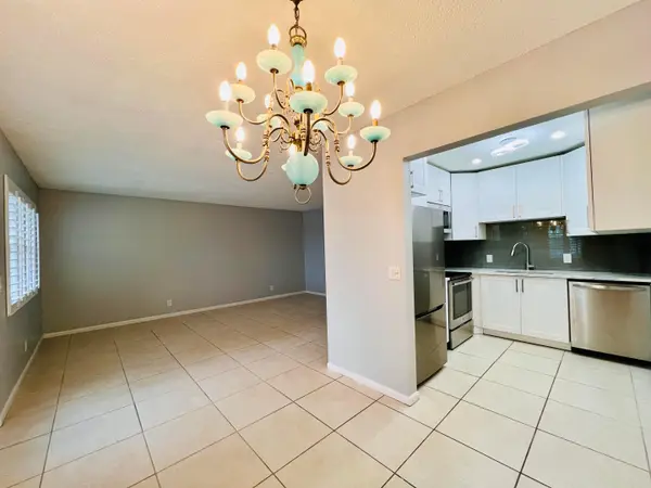 74 Berkshire C, West Palm Beach, FL 33417