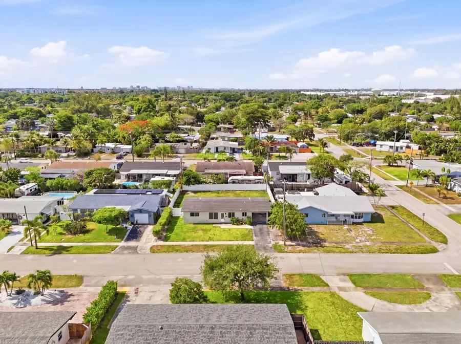 6 SE 14th Court, Deerfield Beach, FL 33441 - #2