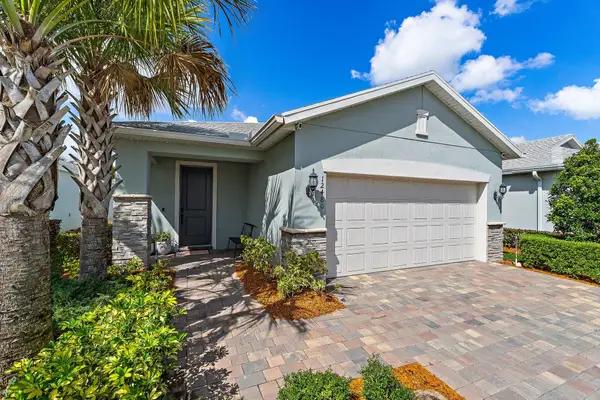 12480 SW Myrtle Oak Drive, Port St Lucie, FL 34953