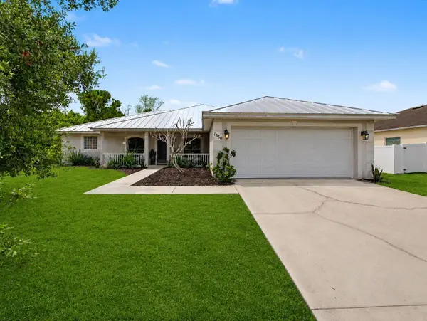 1550 SW Kosnar Avenue, Port St Lucie, FL 34953