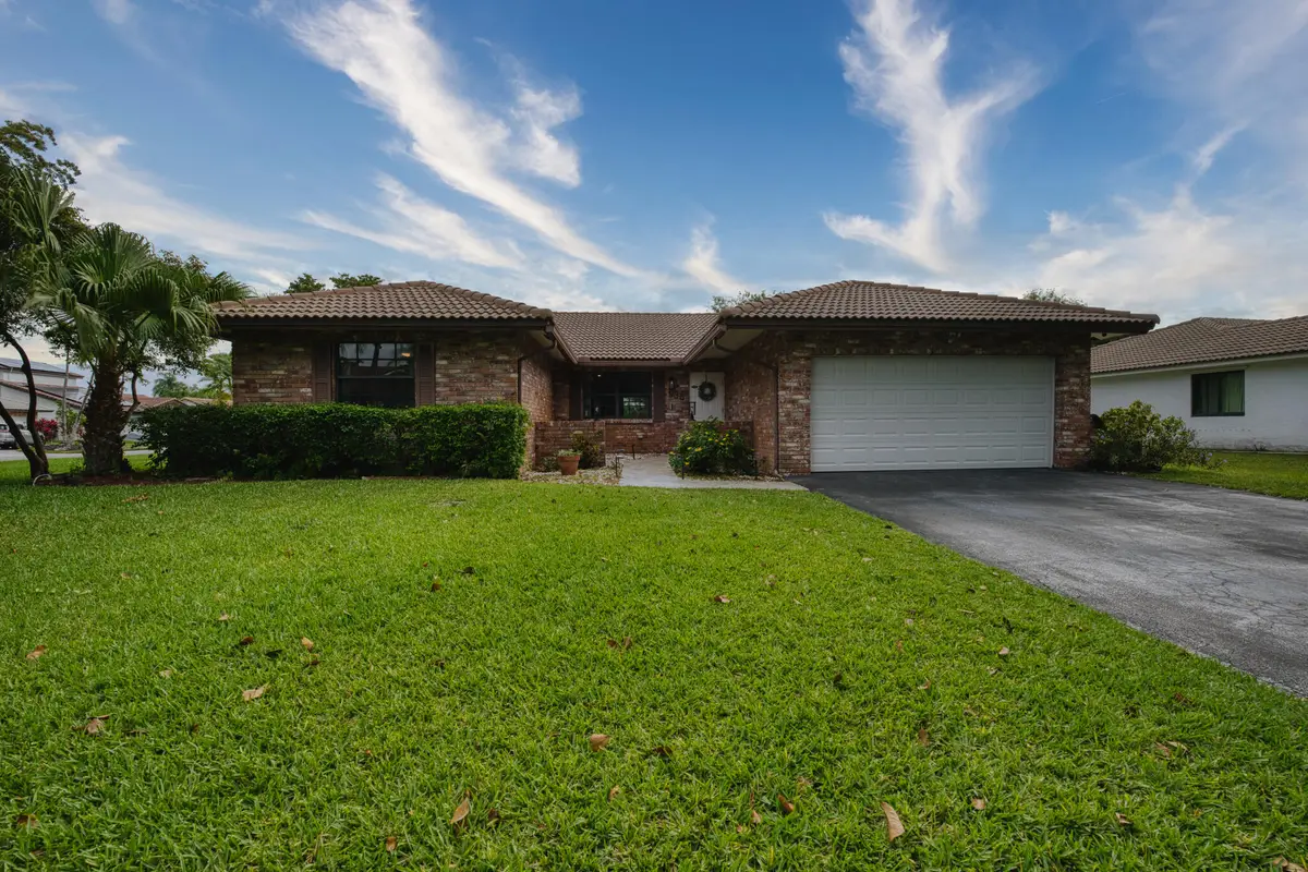 935 NW 110th Lane, Coral Springs, FL 33071 - #1