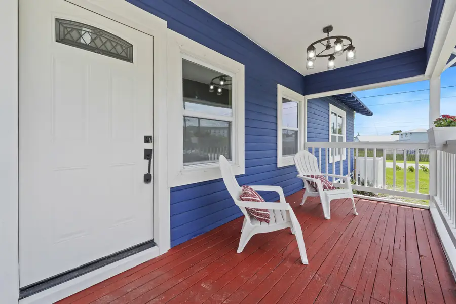 1566 NW 9th Avenue, Stuart, FL 34994 - #2