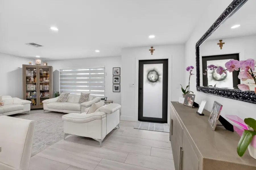 658 NW 7th Avenue, Boca Raton, FL 33486 - #2