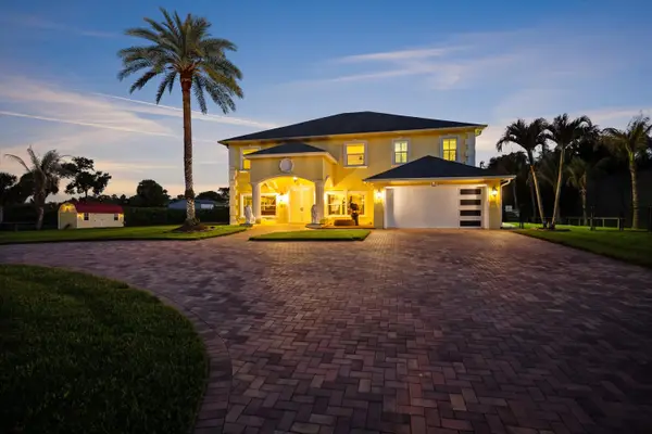 17948 N 33rd Rd Road N, The Acreage, FL 33470