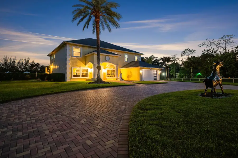 17948 N 33rd Rd Road N, The Acreage, FL 33470 - #2