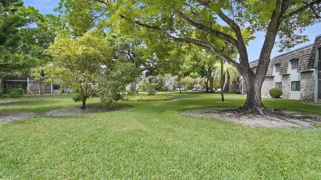 3105 Oakland Shores Drive #J207, Oakland Park, FL 33309 - #1