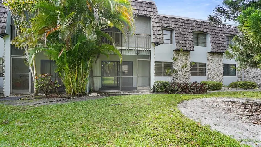 3105 Oakland Shores Drive #J207, Oakland Park, FL 33309 - #2