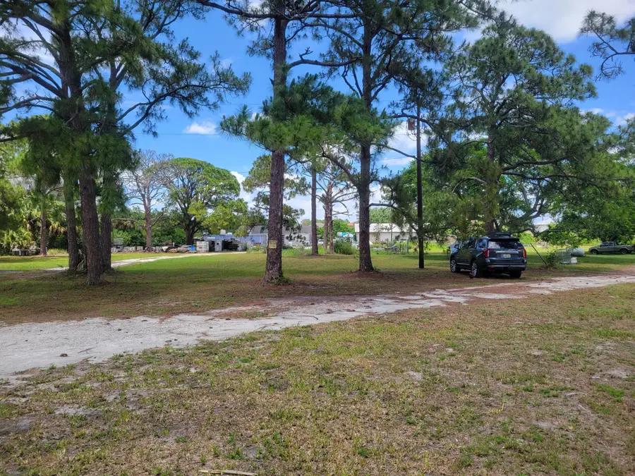 9610 Orange Avenue, Fort Pierce, FL 34945 - #3