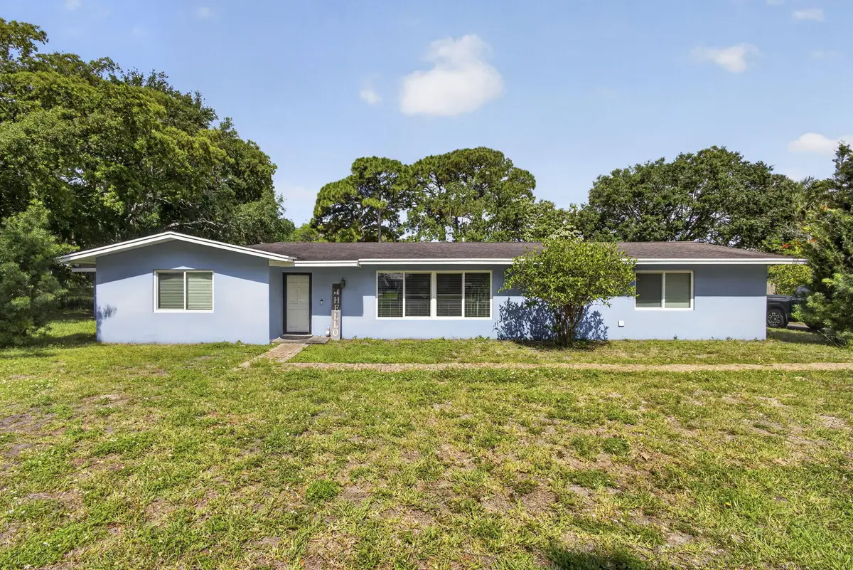 8669 Nashua Drive, Palm Beach Gardens, FL 33418 - #1