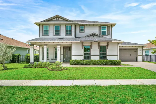 655 Hookline Circle, The Acreage, FL 33470