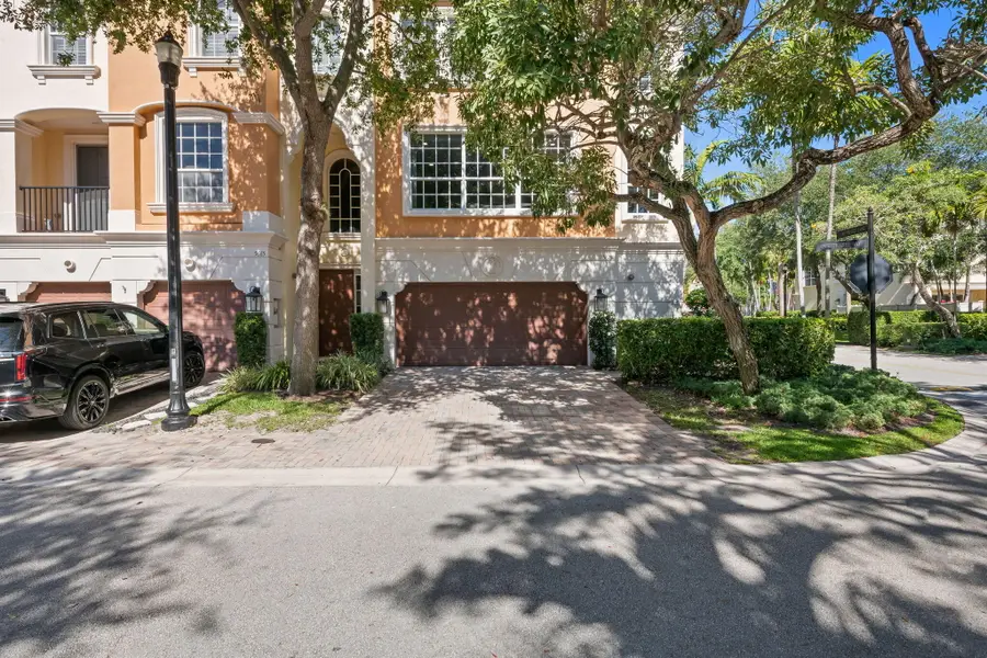 5675 NE Trieste Way, Boca Raton, FL 33487 - #3