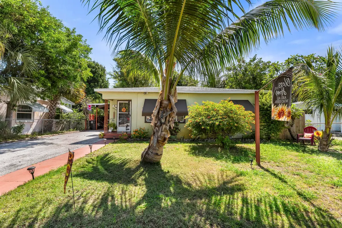 3032 Stanford Road, West Palm Beach, FL 33405 - #1