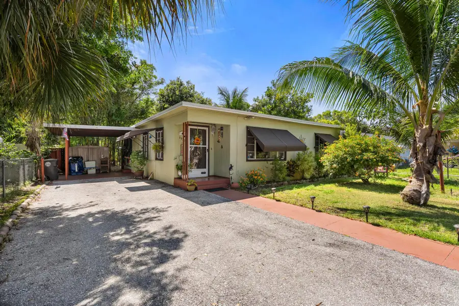 3032 Stanford Road, West Palm Beach, FL 33405 - #2