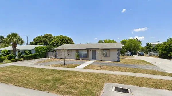 399 SW 14th Street, Deerfield Beach, FL 33441