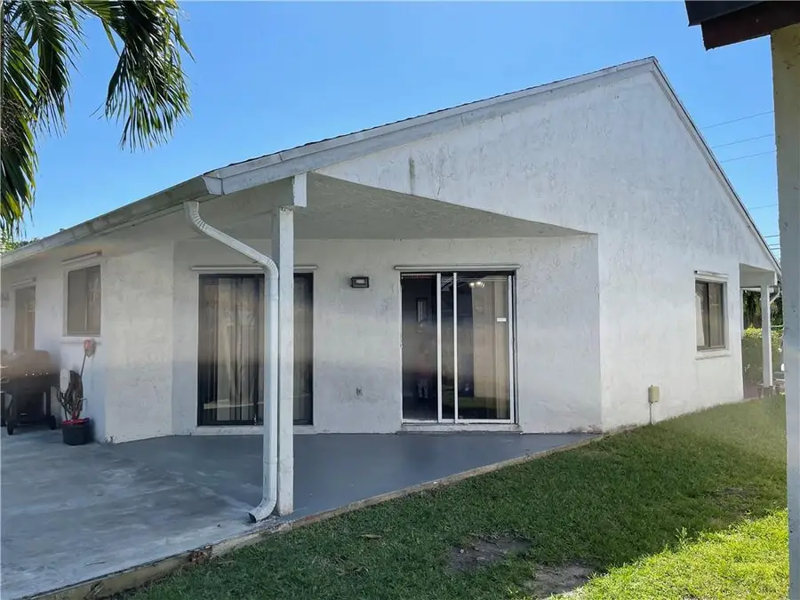 1231 SW 112th Avenue, Pembroke Pines, FL 33025 - #3