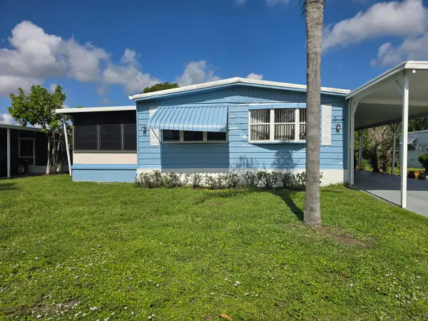 7 Madrid Lane, Port St Lucie, FL 34952