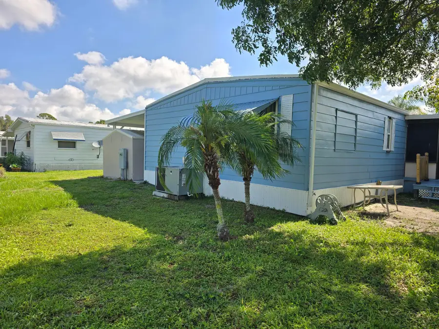7 Madrid Lane, Port Saint Lucie, FL 34952 - #2