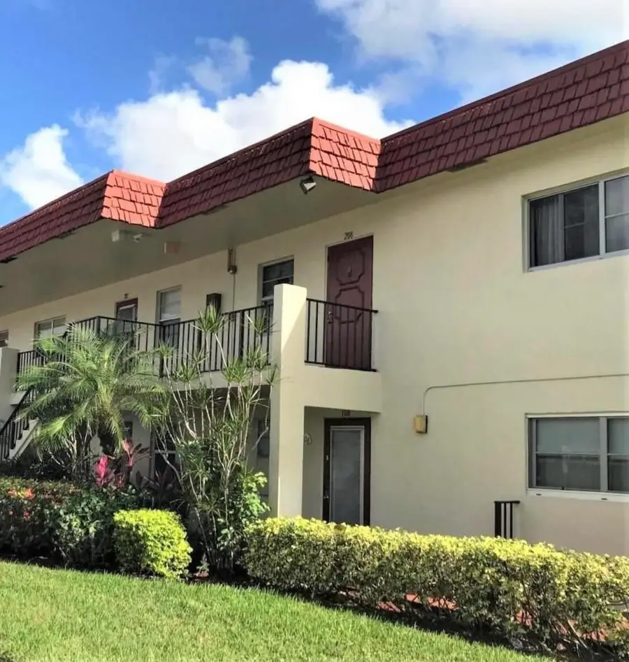 19 Abbey Lane, Delray Beach, FL 33446 - #2