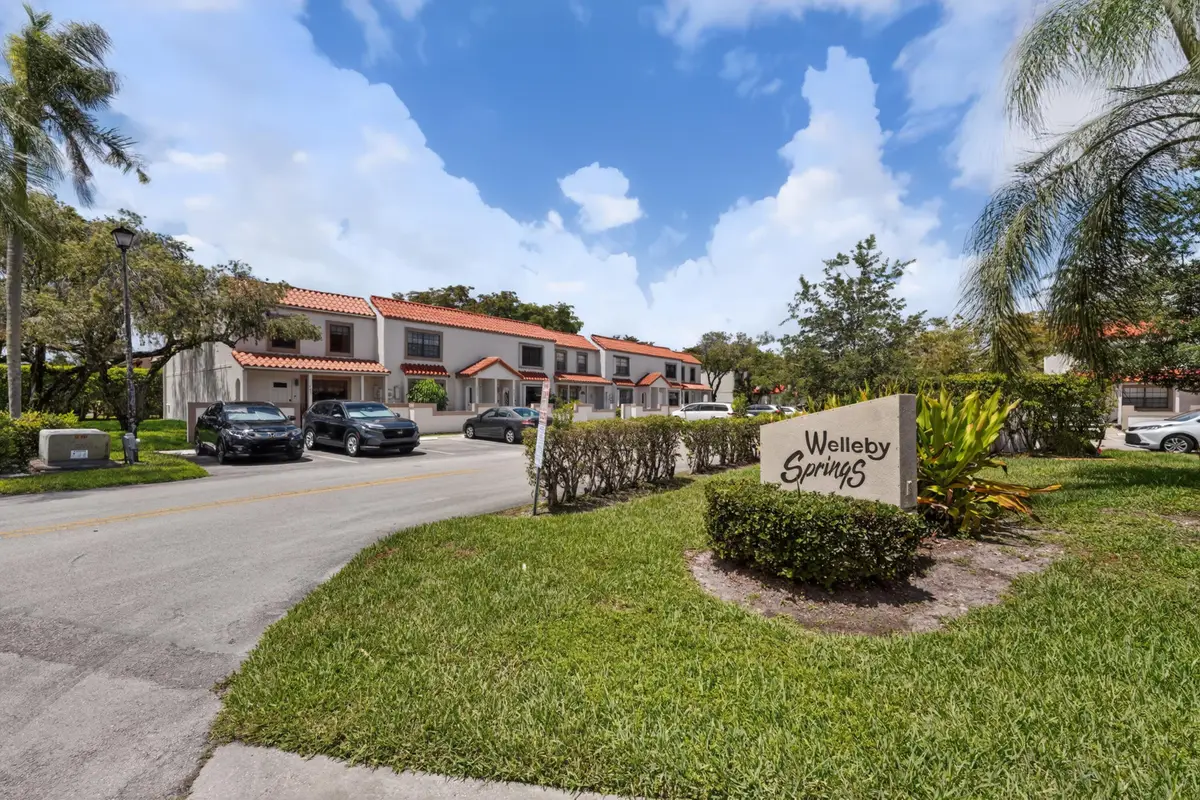 9409 NW 42nd Street, Sunrise, FL 33351 - #1