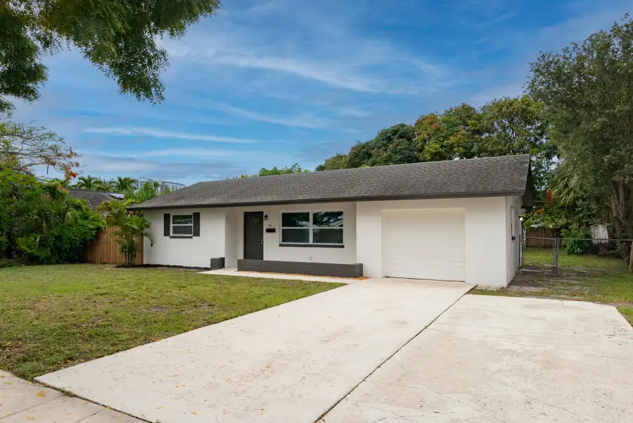 308 Park Avenue, Lake Park, FL 33403 - #3