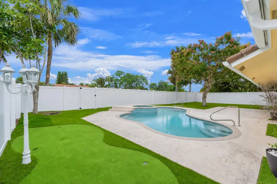 21111 Escondido Way, Boca Raton, FL 33433 - #3