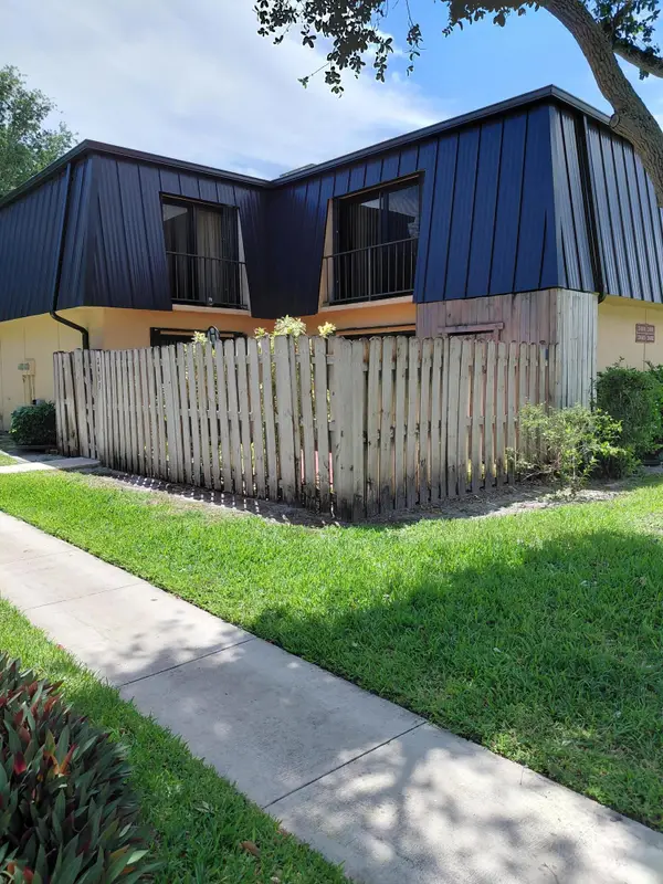 2403 S Waterside Drive #2403, Lake Worth, FL 33461