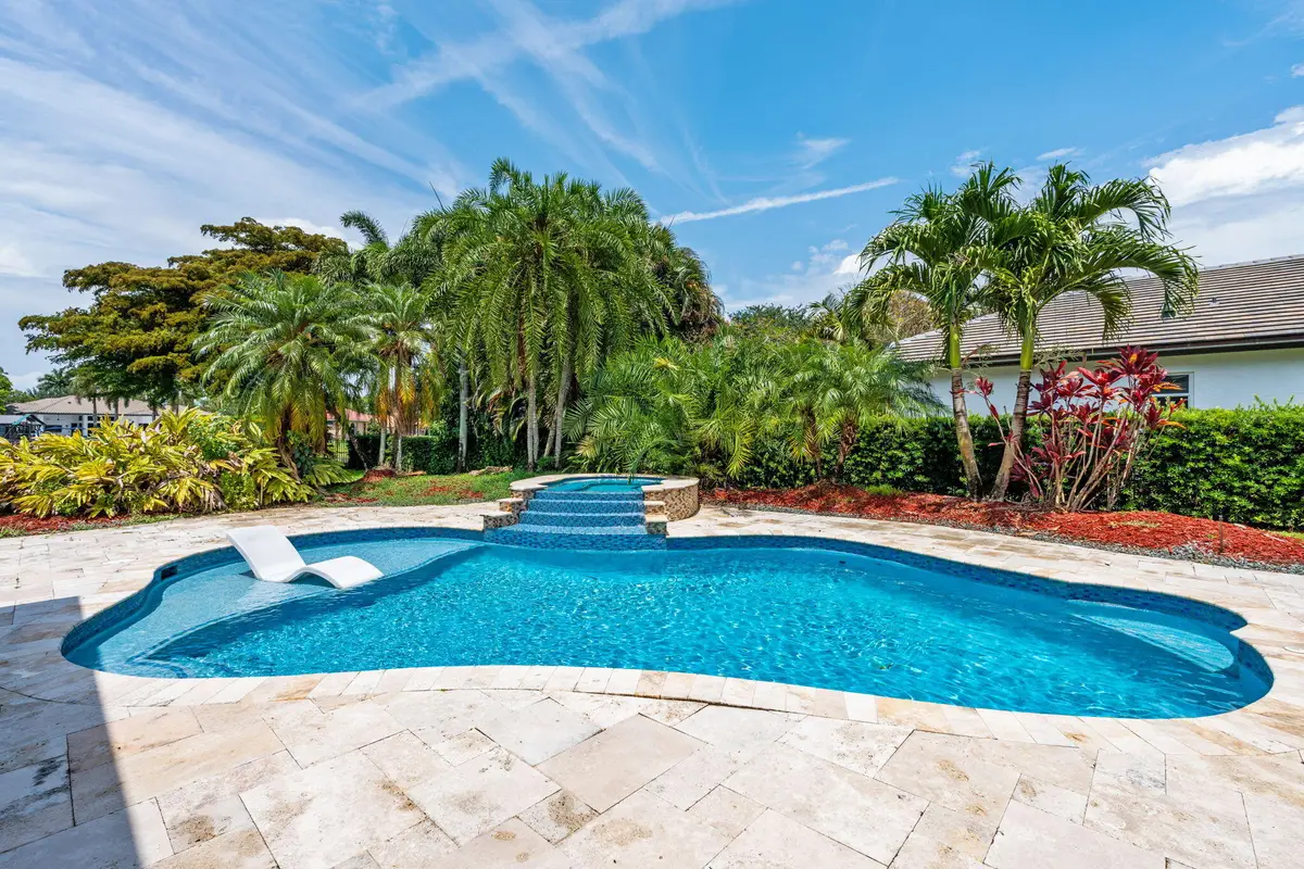 10251 N Lake Vista Circle, Davie, FL 33328 - #1