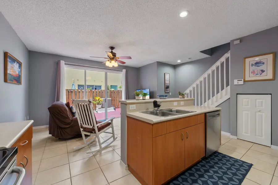 934 NE 42nd Terrace, Homestead, FL 33033 - #2