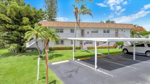 2950 SE Ocean Boulevard #14-1, Stuart, FL 34996