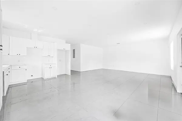 7990 NW 8th Avenue, Miami, FL 33150