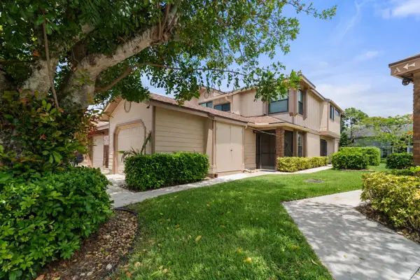 500 Crosswinds Drive #F1, Greenacres, FL 33413